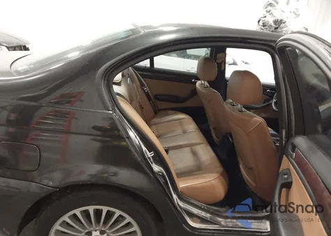 2003 BMW 325Xi z USA, uszkodzony, nr VIN WBAEU33463PH90619